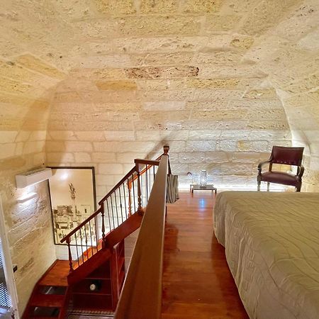 Apartament Vohis Luxury House - Fast Wi-Fi & Easy Parking Lecce Zewnętrze zdjęcie