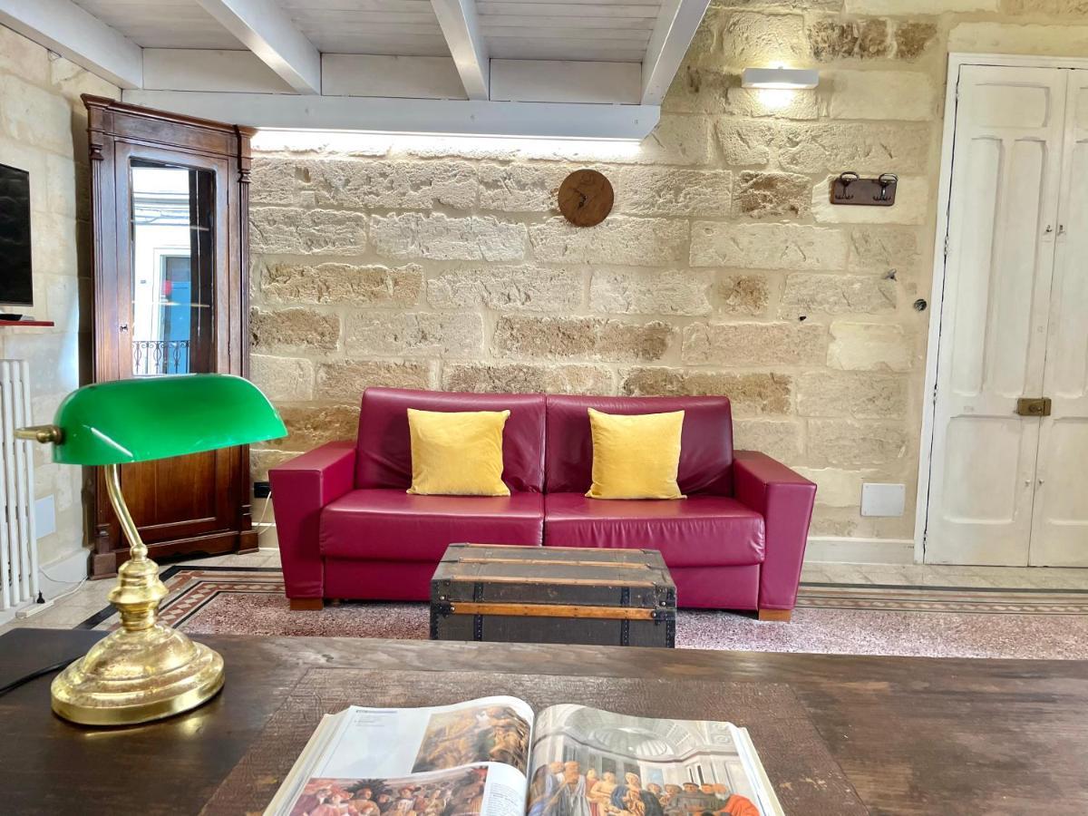 Apartament Vohis Luxury House - Fast Wi-Fi & Easy Parking Lecce Zewnętrze zdjęcie